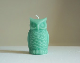 Beeswax Owl Candle, Turquoise Blue, Animal Candle, Bird Candle, Customized, Handmade in USA, Custom Color Candle, Size 3 1/4" x 2"