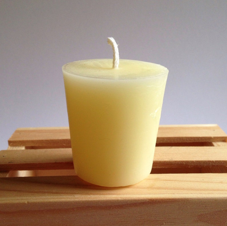 Beeswax Votive, Beeswax Candle, Natural Ivory Beeswax, Standard Size Votives, Small Candles, Short Candles, Regular Votive, Beeswax Votives image 1