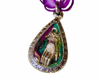 Königliche Handschattenbox Curio Halskette