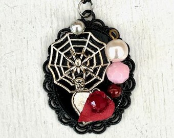 Makaber Liebe - Web of Charm