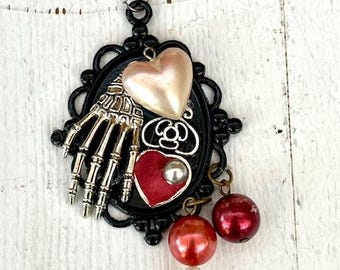 Makaber Liebe - Handgemacht