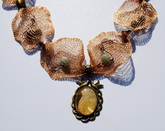 Goldene Sterne-Titan Mesh Halskette