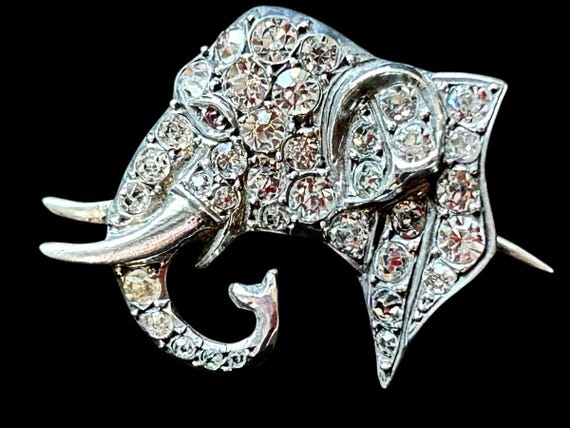 C19th silver paste elephant brooch, garnet eye. - image 2