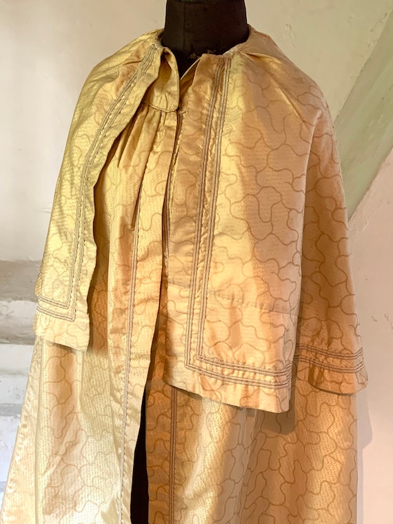 Early Victorian lady’s cape. Entirely hand stitche
