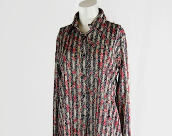 Blusa de manga larga con botones y cuello en punta de Sears de la década de 1970