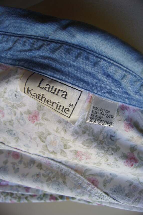 1990s Vintage Laura Katherine Floral Shirt With D… - image 6