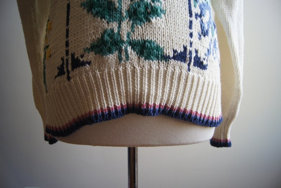 Vintage Floral Sweater Hand Knit by J. Christophe… - image 3