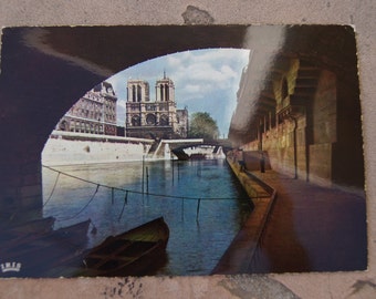 Vintage 4 x6 Postcard Paris 536 - Promenade Sous Les Ponts Unused