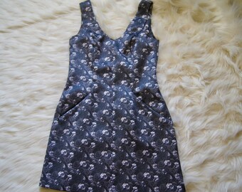 Vtg BCBG Dresses Floral Fitted Mini Formal Cocktail Dress 2 Made in USA Pockets