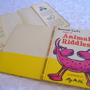 Bennett Cerf&#39;s Book of Animal Riddles Illustrated by Roy McKie Beginner Books 1964 with Dust Jacket