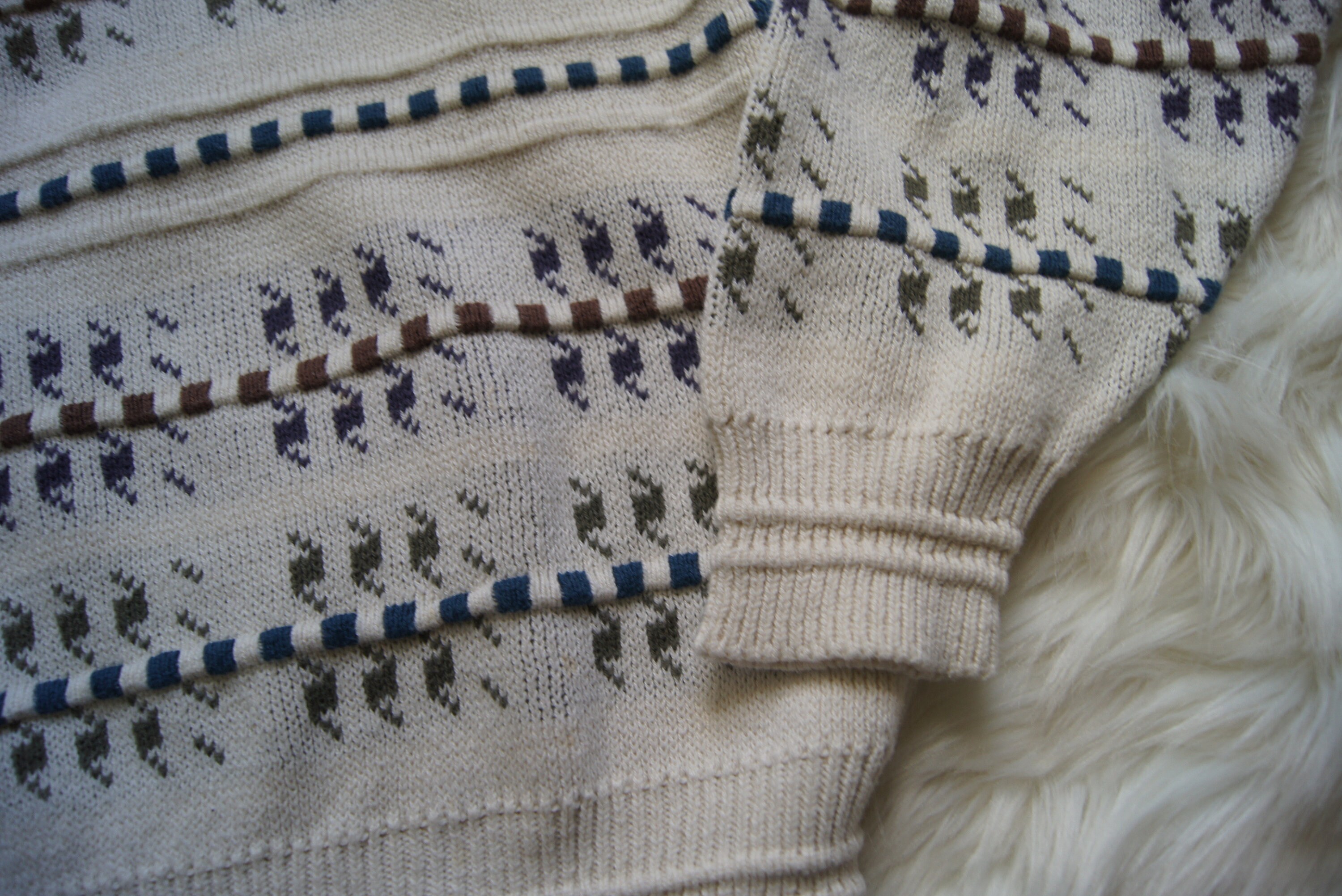 Vintage Jantzen Sweater Made in USA 1980s Size Large Pullover 