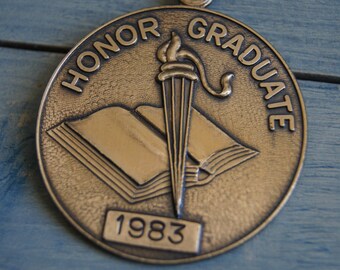 Vintage Honours Graduate 1983 Bronzen School Award Medal Honor
