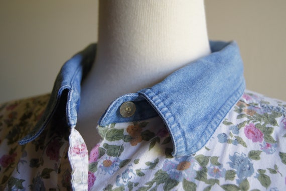 1990s Vintage Laura Katherine Floral Shirt With D… - image 3