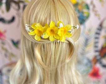 Daffodil Artificial Silk Flower Gypsophila Hair Comb Bridal Hair Accessory