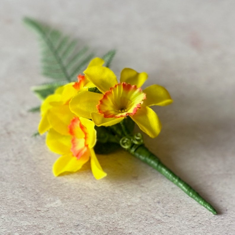 Artificial Daffodil Narcissus Silk Flower Wedding Buttonhole / Etsy