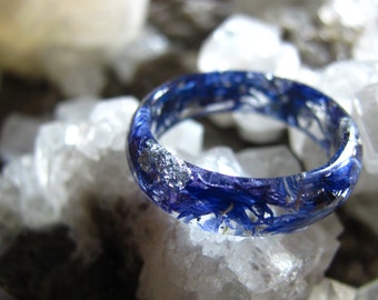 Blue Flower Resin Ring with Silver Flakes, Nature Rings for Women, Pressed Flower Jewelry, Floral Wedding Ring, Gift for Wife
