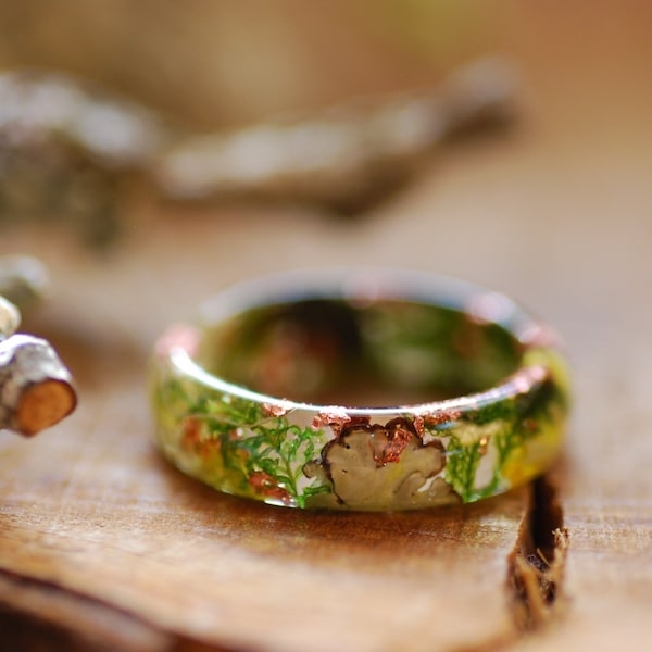 Magic Forest Ring with Moss and Lichen, Outdoor Resin Ring with copper flakes, Elf Ring, Moss Mountain Ring, Fairy Jewelry
