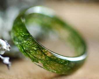 Real Moss Ring, Nature Ring, Green Moss Resin Ring, Hiking jewelry, Real Plant ring, Botanical Forest Jewelry, Forest Lover Gift