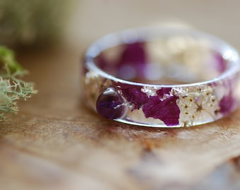 Amethyst Resin Ring with Purple Flowers, February Birthstone Ring, White Pressed Flower Ring with Silver flakes, February Gift for Women