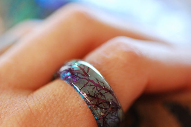 Ocean Resin ring, Mermaid Blue Ring, Nautical Ring, Blue Summer Resin Ring, Sea Ring, Real Seaweed Ring, Mermaid Jewelry, Sea Gift image 4