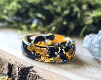 Orange and Black Resin Ring, October Birth Flower Ring, Halloween Jewelry, Nature Boho Rings, Unique Gifts for Women,