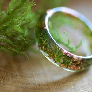 Moss Ring with Copper Flakes, Terrarium Green Ring, Nature Resin Ring, Forest Ring, Magic Fairy Ring, Botanical Fall Jewelry, Gift for Her image 5
