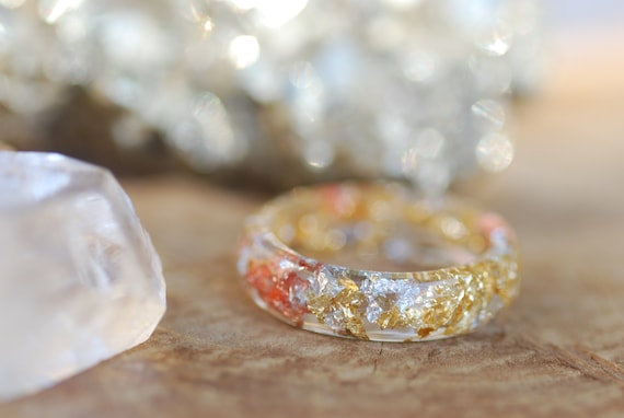 Clear Resin Ring, Stacking Gold Ring, Silver Flakes Ring, Resin Jewelry, Transparent Ring, Faceted Ring, Wedding Ring, Women Rings