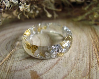 Clear Resin Ring with Silver Gold Flakes, Stacking Rings, Resin Jewelry, Transparent Ring, Faceted Ring, Wedding Ring, Women Gifts