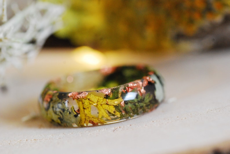 Magic Forest Ring with Moss and Lichen, Outdoor Resin Ring with copper flakes, Elf Ring, Moss Mountain Ring, Fairy Jewelry image 3