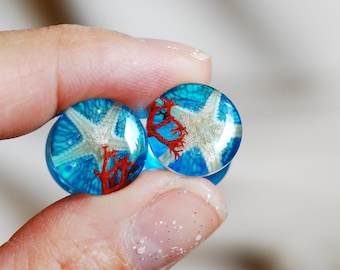 Blue Ocean Resin Ear Gauges with Starfish and red Sea Moss, Mermaid Jewelry