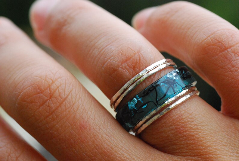 Кольцо на море