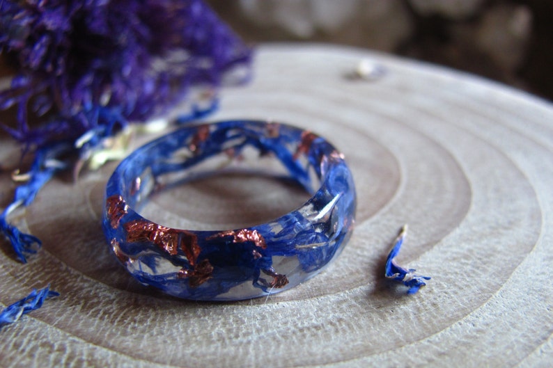 Blue Flower Ring with Copper Flakes, Nature Inspired Ring for Women, Flower Lover Gifts, Unique Rings for Men image 4