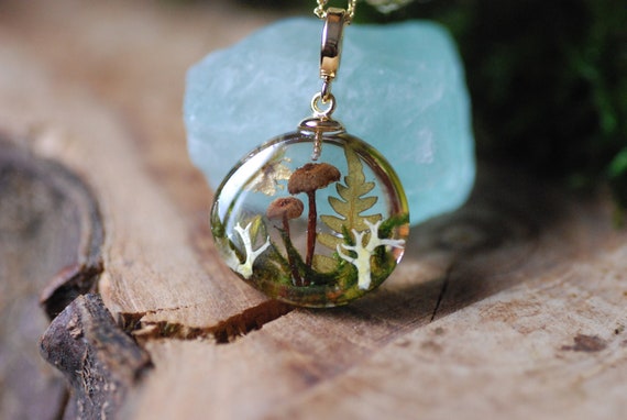 stars and leaves boho necklace botanical jewelry Cute little fairy garden pendant Shiny mushrooms