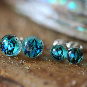 Real Seaweed Stud Earrings, Ocean Resin Earrings, Unique Blue Sea Earrings, Gift for Ocean Lovers, Mermaid Jewelry image 2