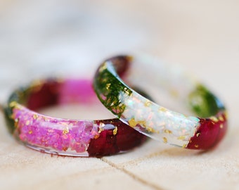 Iridescent White Opal Fire Ring with Rose Flowers, Moss Nature Resin Ring, Gemstone Opal Ring, Boho October Birthstone Ring, Opal Jewelry