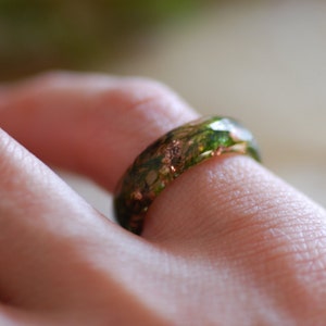 Moss Ring with Copper Flakes, Terrarium Green Ring, Nature Resin Ring, Forest Ring, Magic Fairy Ring, Botanical Fall Jewelry, Gift for Her image 2