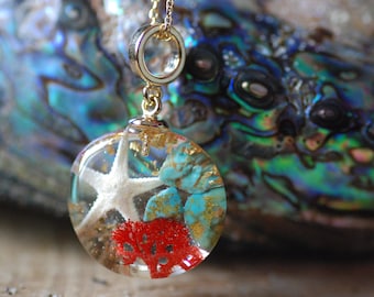 Collana con stelle marine marine, collana con sirena oceanica, collana in resina fatta a mano, gioielli marini turchesi, regali per gli amanti dell'oceano per lei