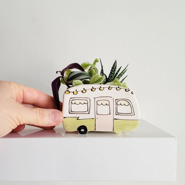 Petit vase caravane vintage pour plantes, vert. Cache-pot parfait pour cactus,succulente. Bougeoir. Jardinière. Mini planter