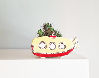 Small yellow submarine planter. Vintage planter submarine for cactus or succulent. Unique gift planter!