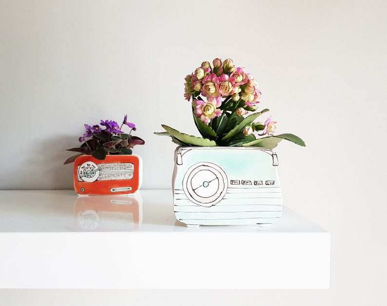 Small orange Vintage Radio planter. Perfect cactus or succulent planter. Unique dark orange ceramic planter image 8