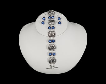 Blue Swarovski crystal pearl bracelet, blue pearl bracelet, pearl jewellery, pearl bracelet & earrings