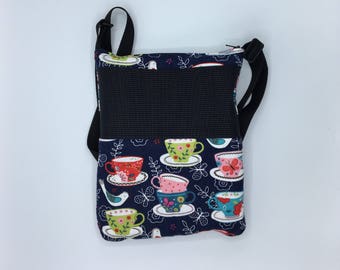 Deluxe Carry Bag, Waterproof, Blue Tea Cups, for Hedgehogs, Sugar Gliders, Rats, and other Small Animals