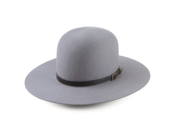Round brim sales hat