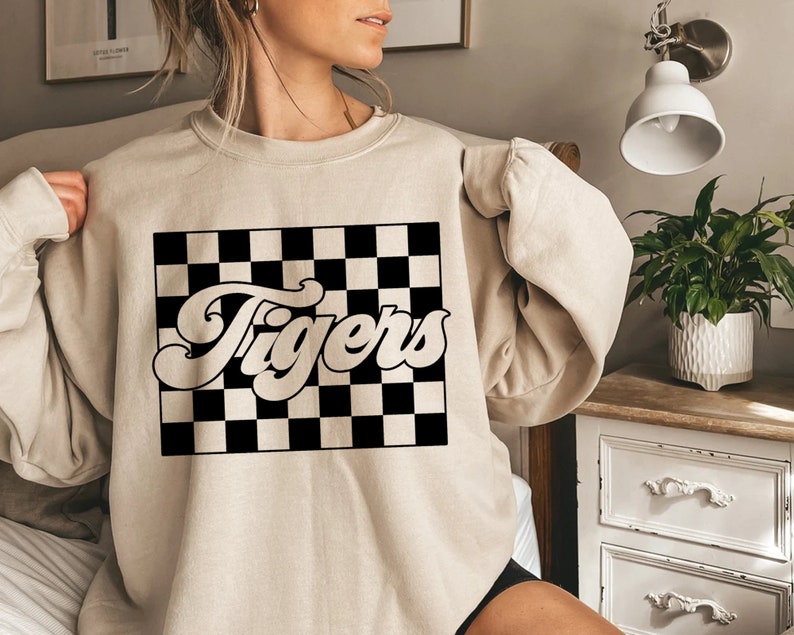 Tigers Checkered Retro Team Design, Vintage Team Apparel, Tigers Retro ...