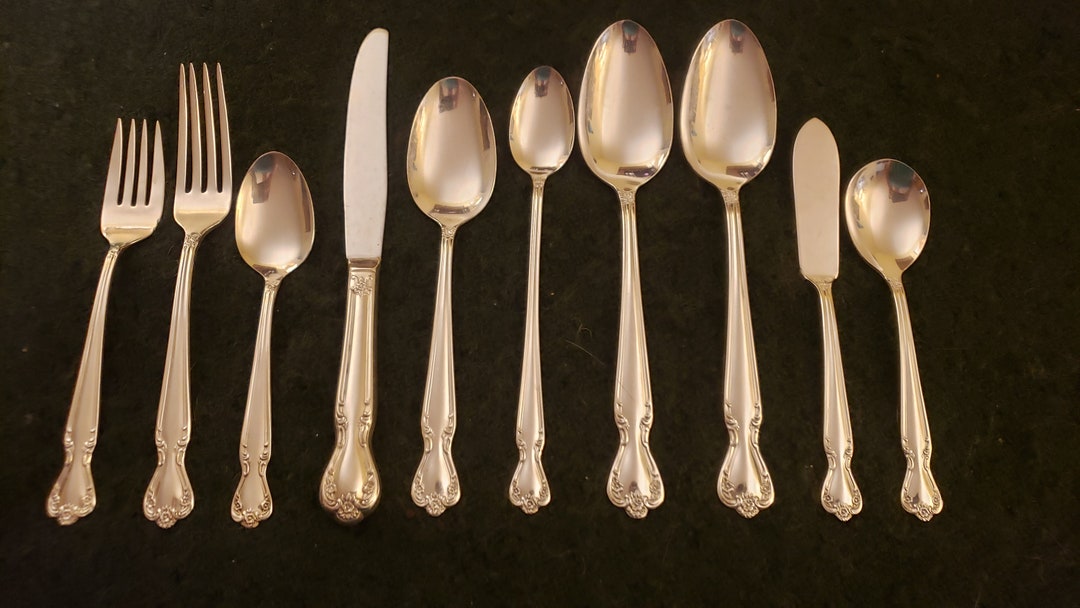 1952 Rogers & Bro daybreak Aka elegant Lady Silver Plate Silverware