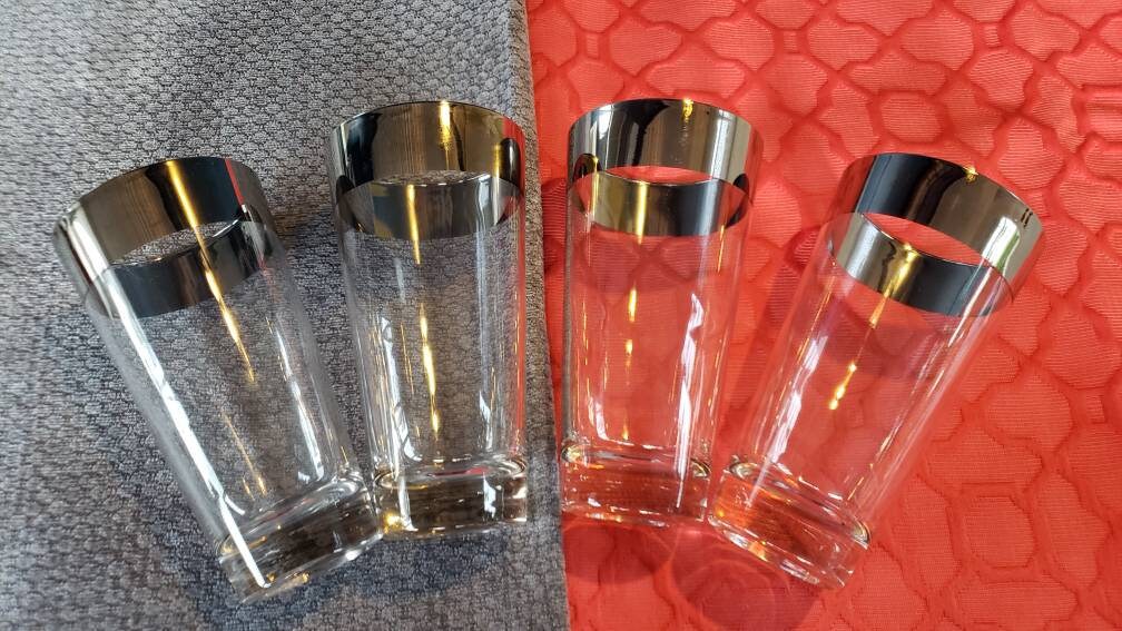 Ensemble vintage de 8 gobelets à bord argenté, gobelets de 12 onces