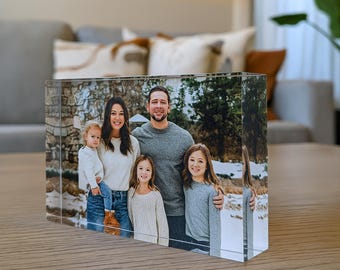 Personalized Family Photo Block – Custom Acrylic Picture Display – Printed Family Portrait Gift – UV Printed Home Decor Keepsake