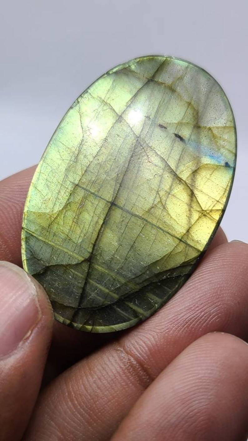 AAALarge Labradorite Cabochonrock and MineralRainbow stoneloose crystalgemstoneSpectroliteLabradoriteMadagascarsupplyblue flash