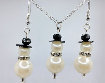 Snowman Necklace and Earrings set!