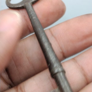 Genuine Antique Skeleton Key !
